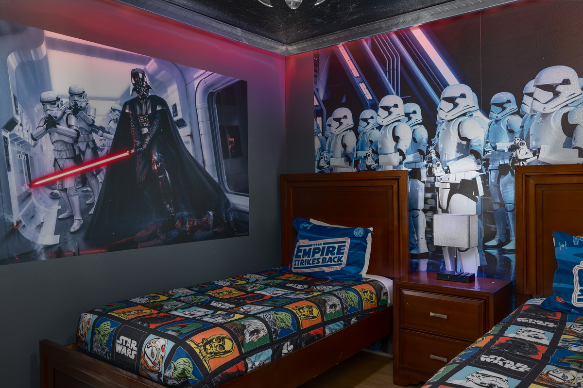 Star Wars Bedroom at Villa Ichabod