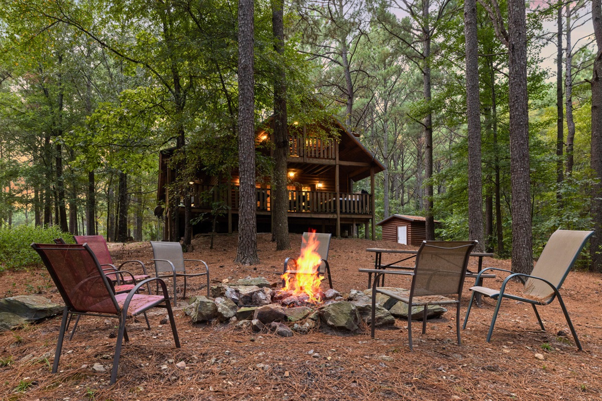 Gather around the fire pit for s’mores and starry nights in the woods