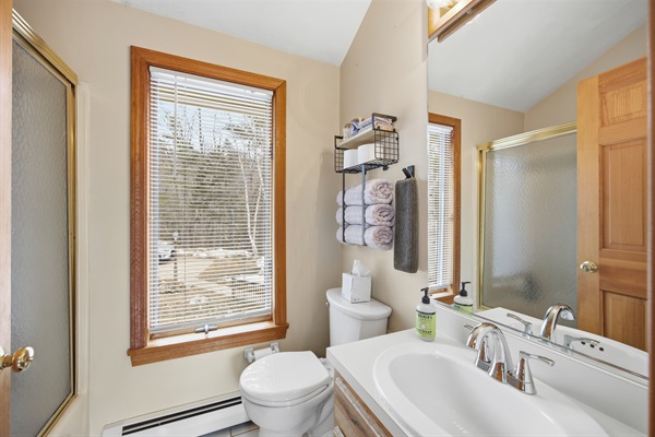 Second floor full bathroom