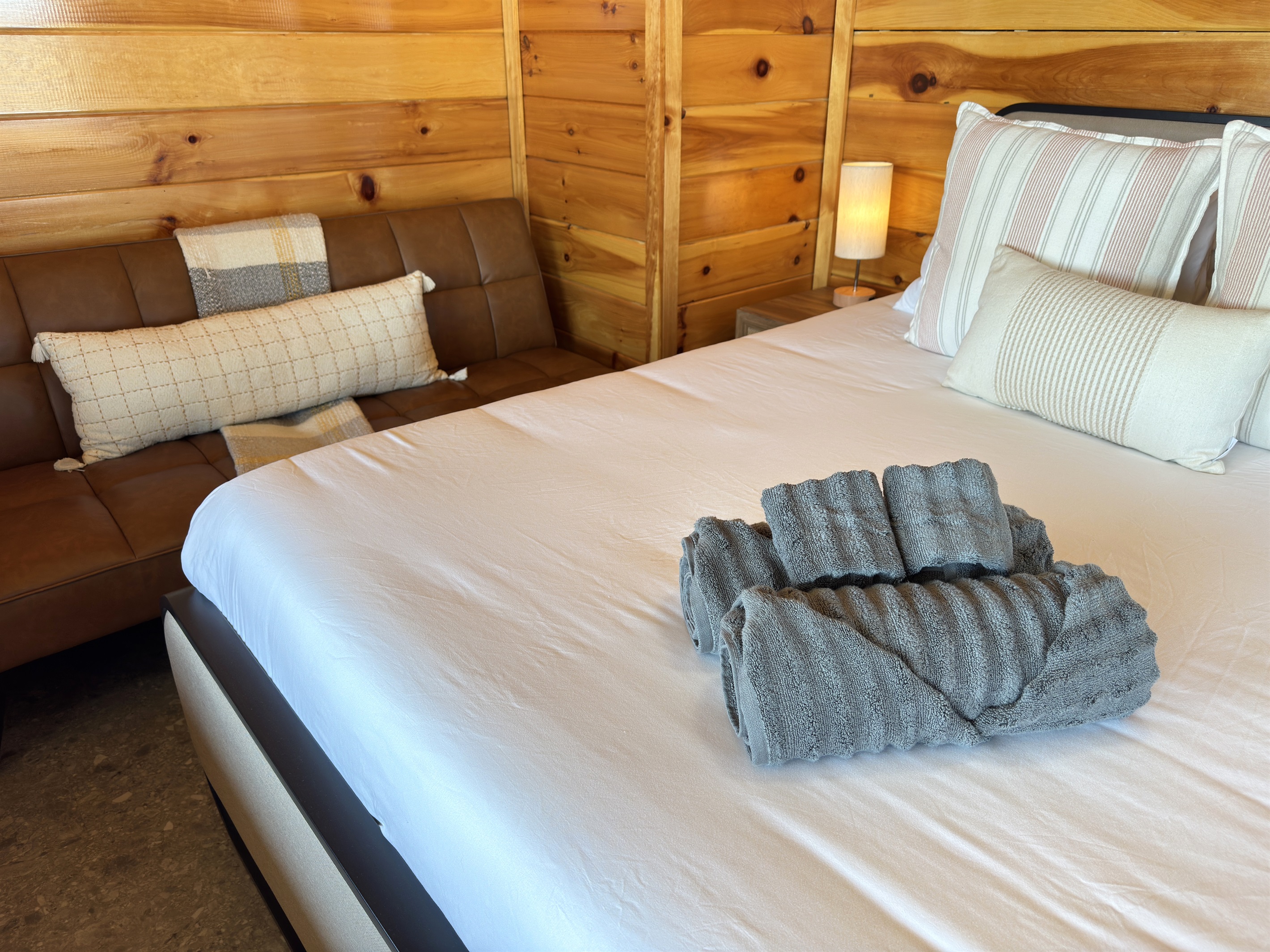 First floor Queen bedroom + futon