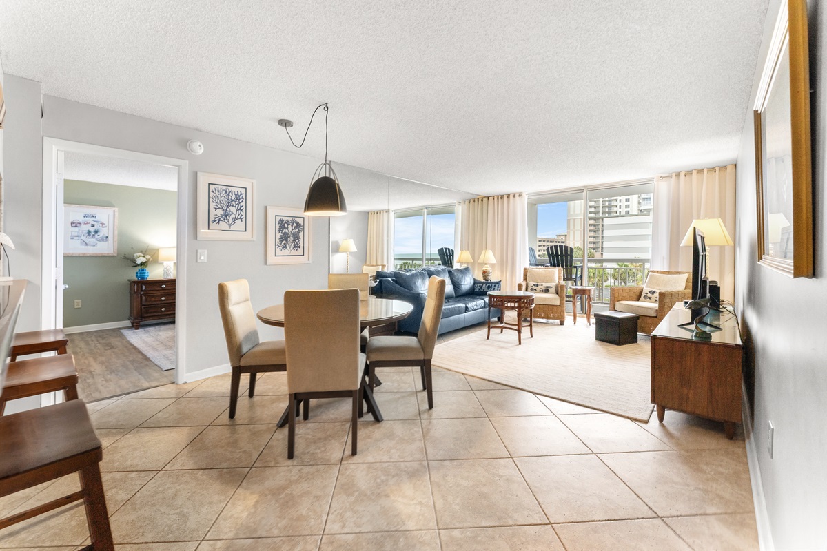 Large open concept, room for everyone