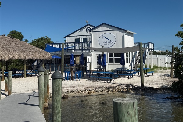 Mainstay and Barnacle Bar