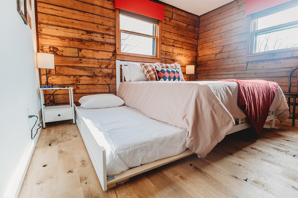 Twin Trundle Bed in 2nd Bedroom with memory foam mattress.