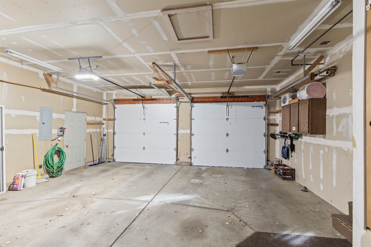 2 Car Garage