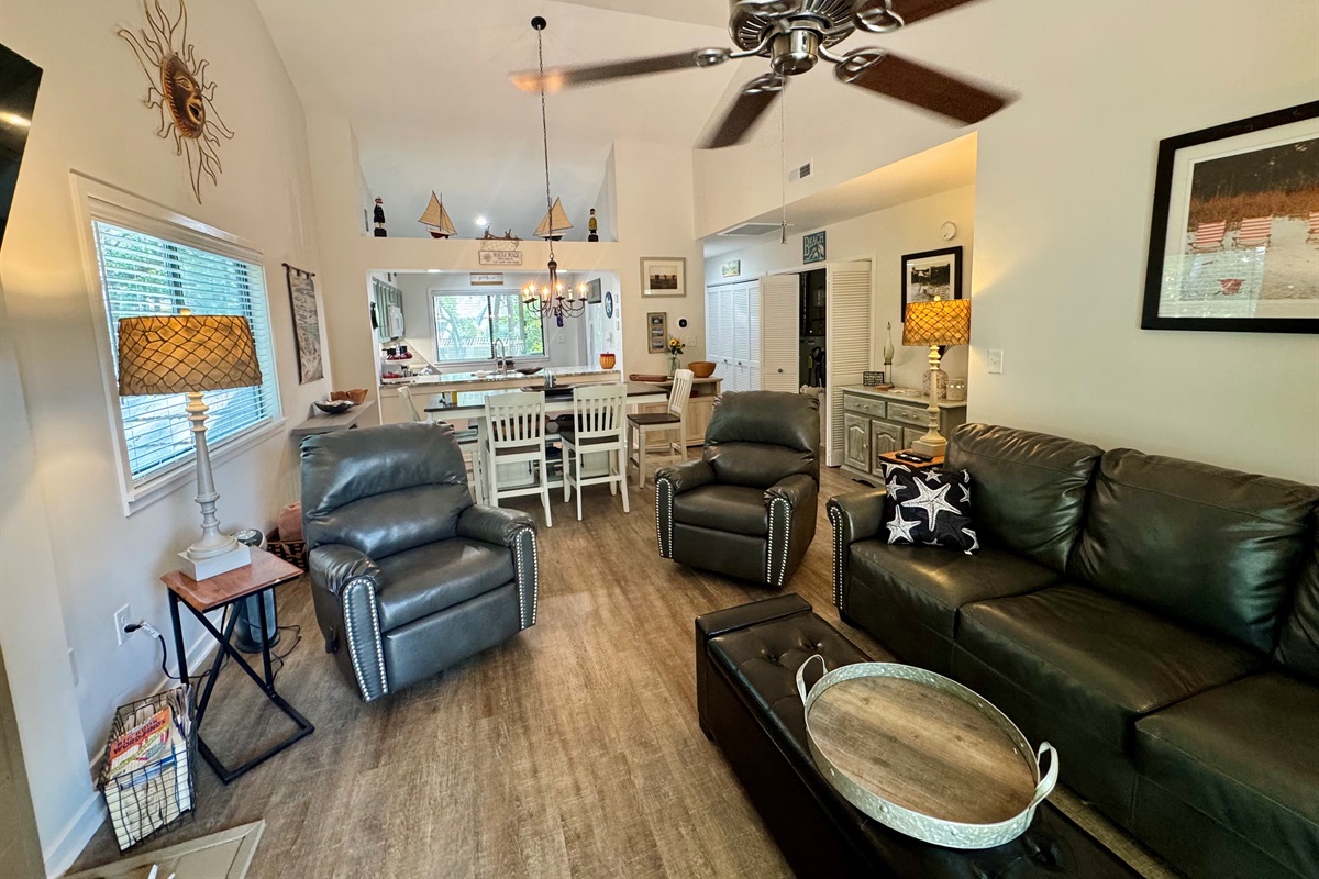 Living / Dining Room