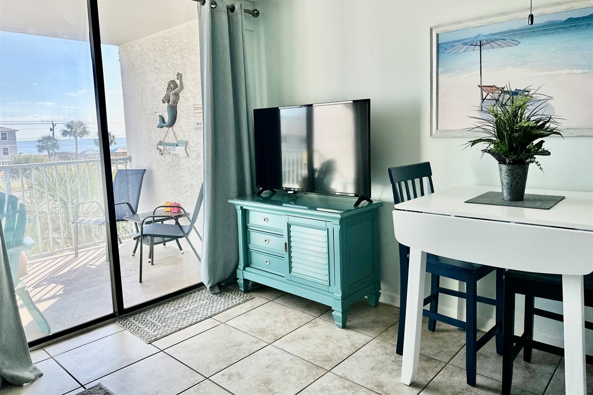 Nice flat screen tv and FREE WIFI!