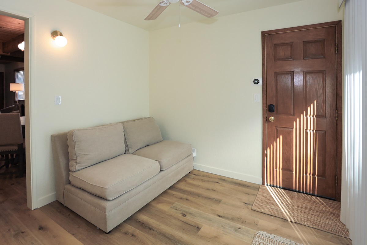 The laundry lounge is very... lounge-able!