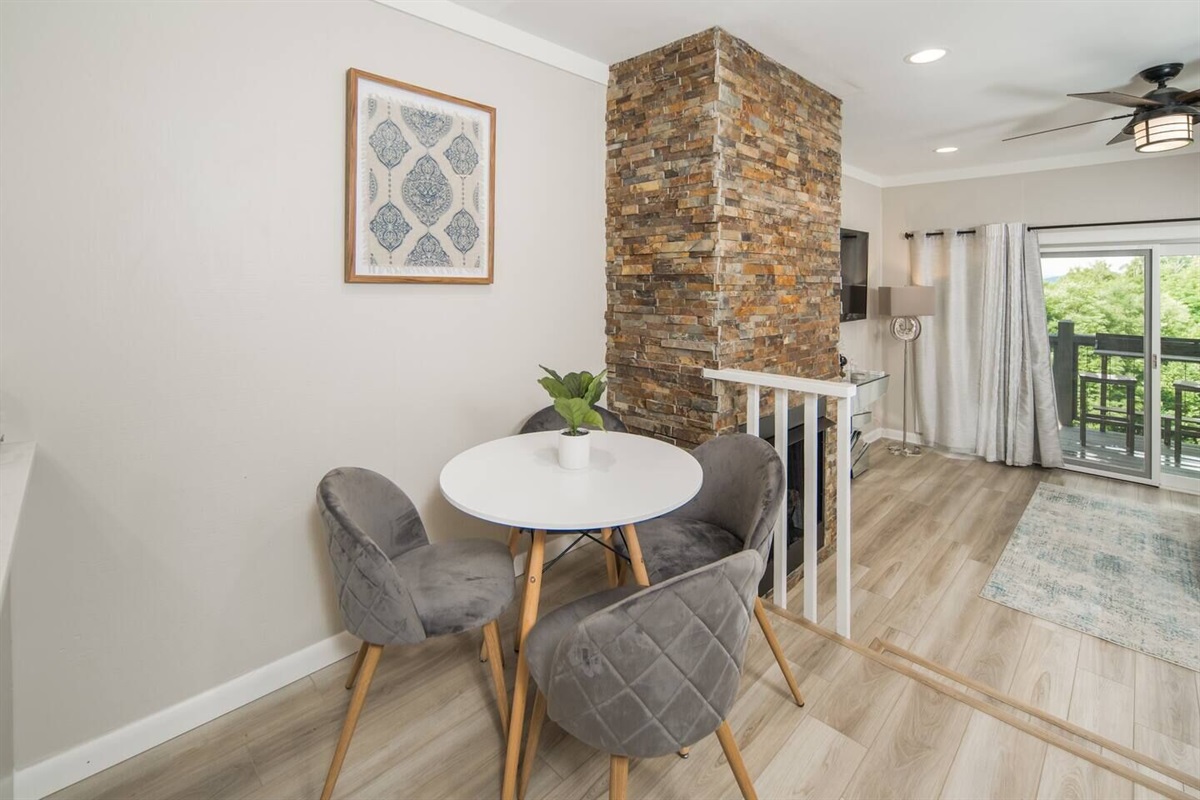 Unit 4: Dining Room