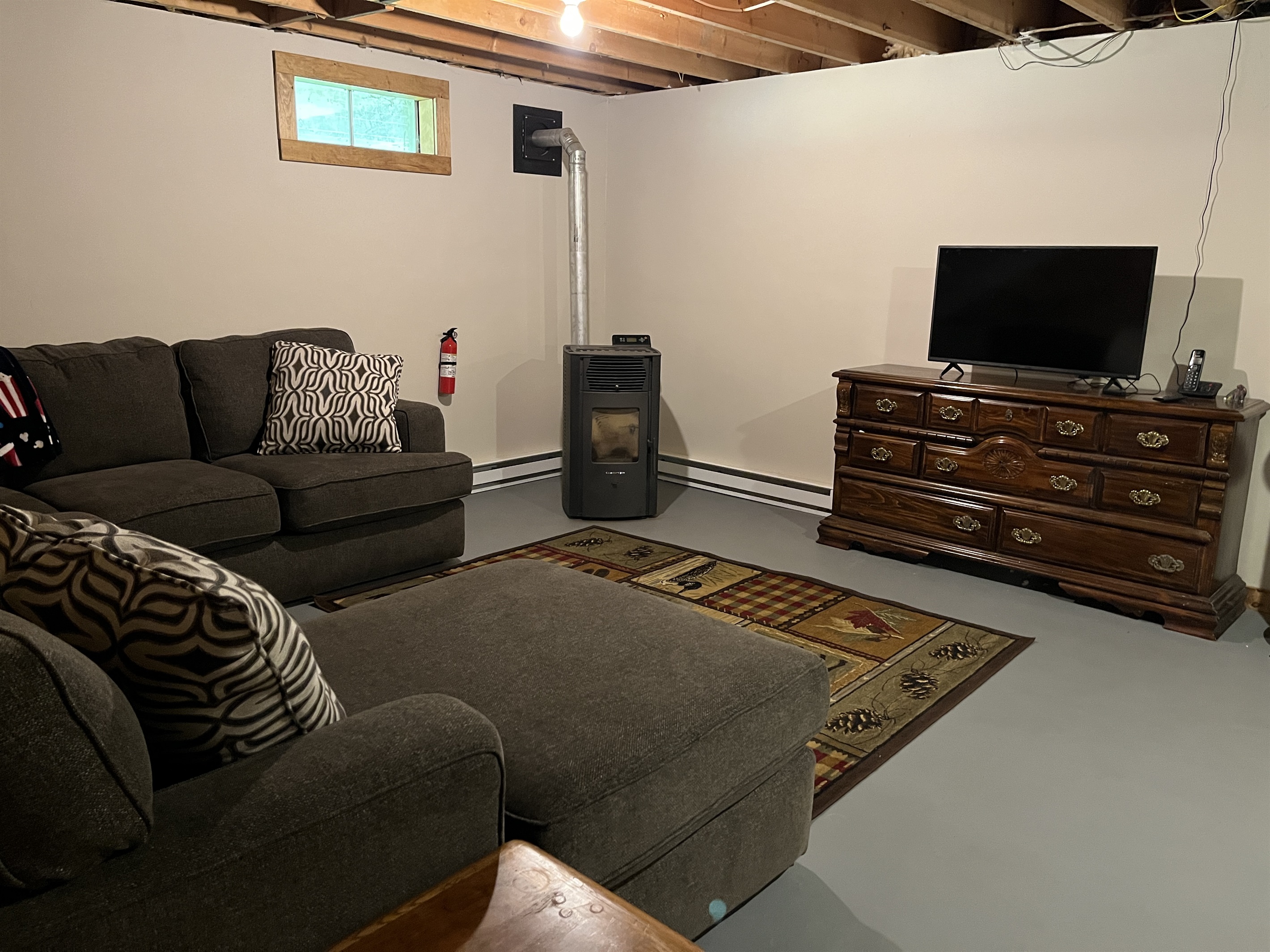 Lower level den with SmartTV