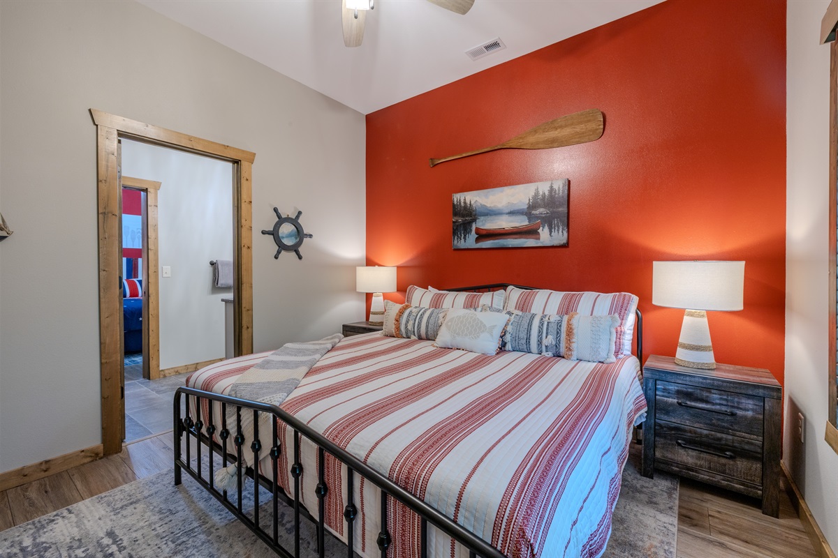 Lower king bedroom 