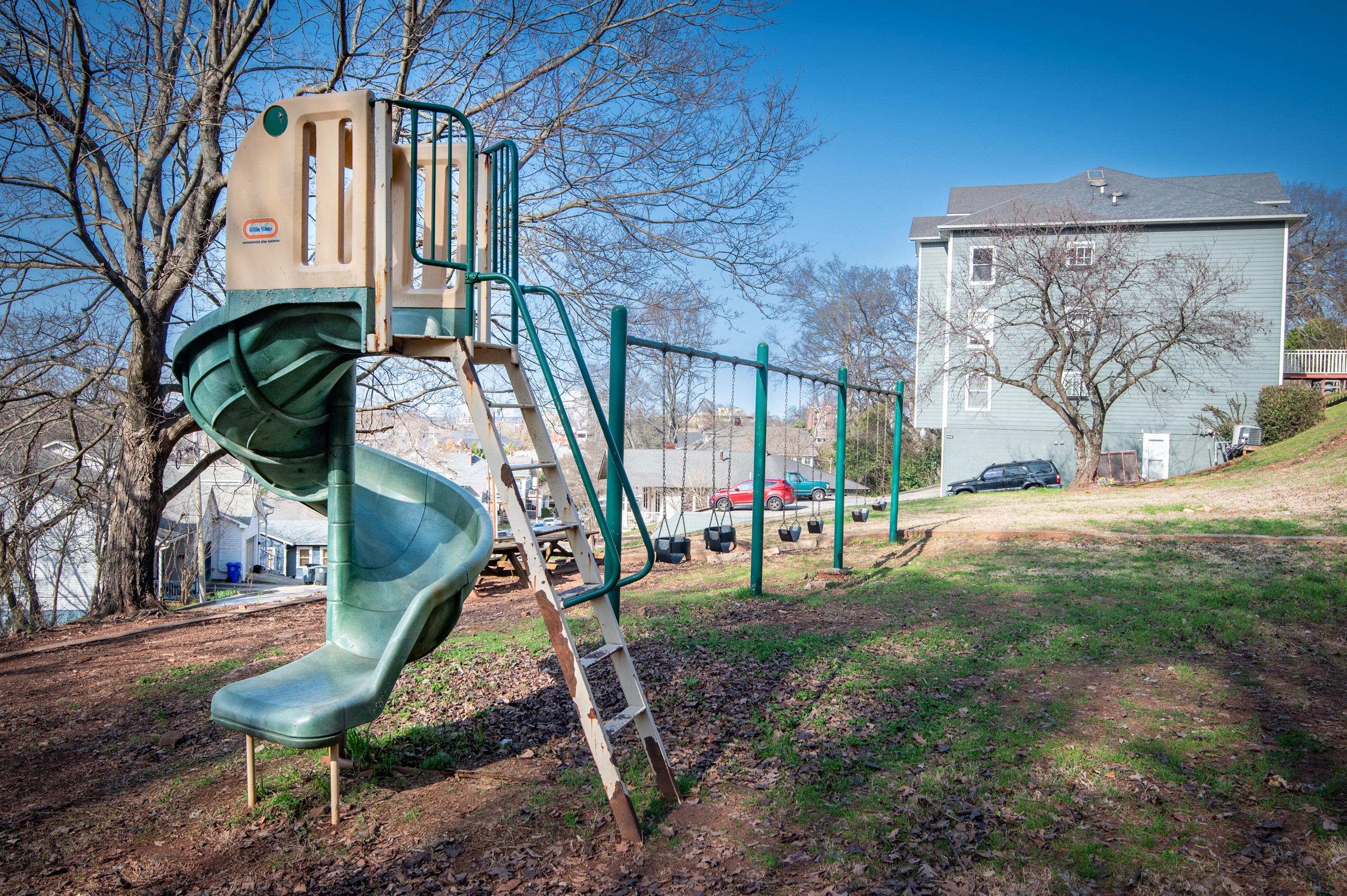 Ridge Retreats has a beautiful little play park next to it where the kids have free roam!