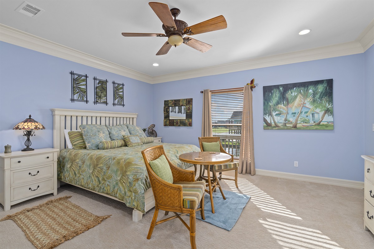 dd30325cfa1c4193beef2a8f82374dce Large | Beachhouse | Texas | TX | Vacation Homes | Galveston | Crystal Beach | Kokomo | Breezy Days | Beachfront Elegance | Sunrise Serenity | Southern Sands Property Management, LLC