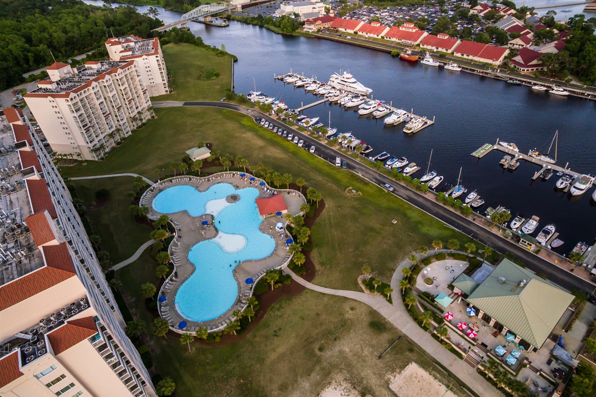 Marina, Pool on Intra Coastal Waterway