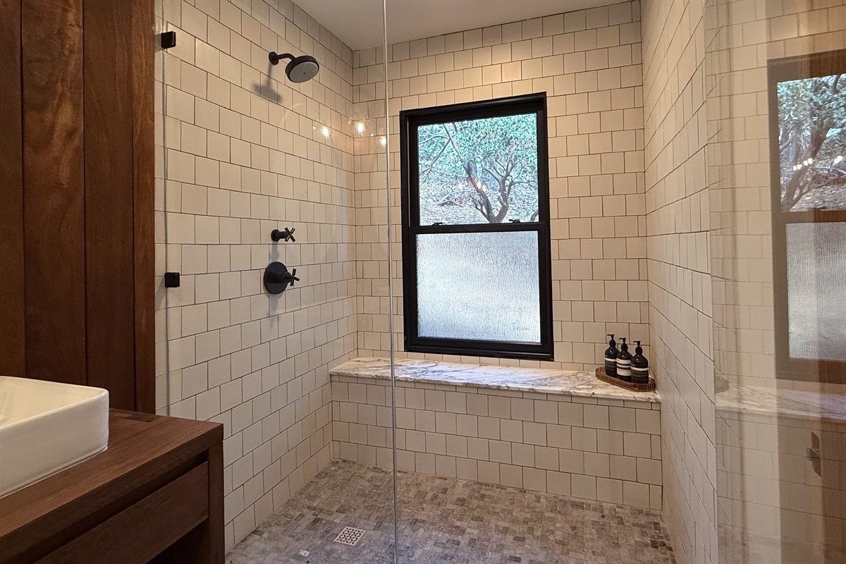 Ensuite