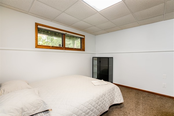 Charming 4-Bedroom Retreat Near Notre Dame, photo 26