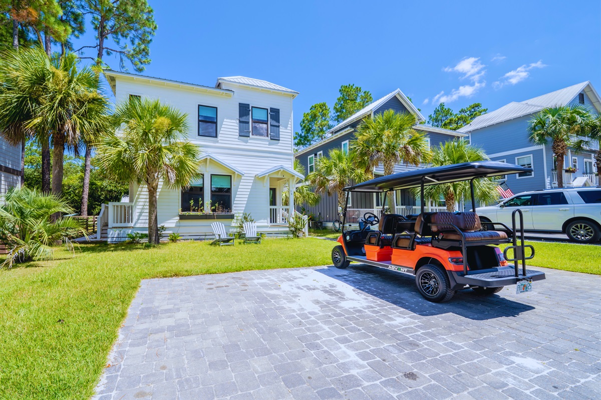 Brand new 6-seater street-legal golf cart free to use during your stay for easy, fun exploring!