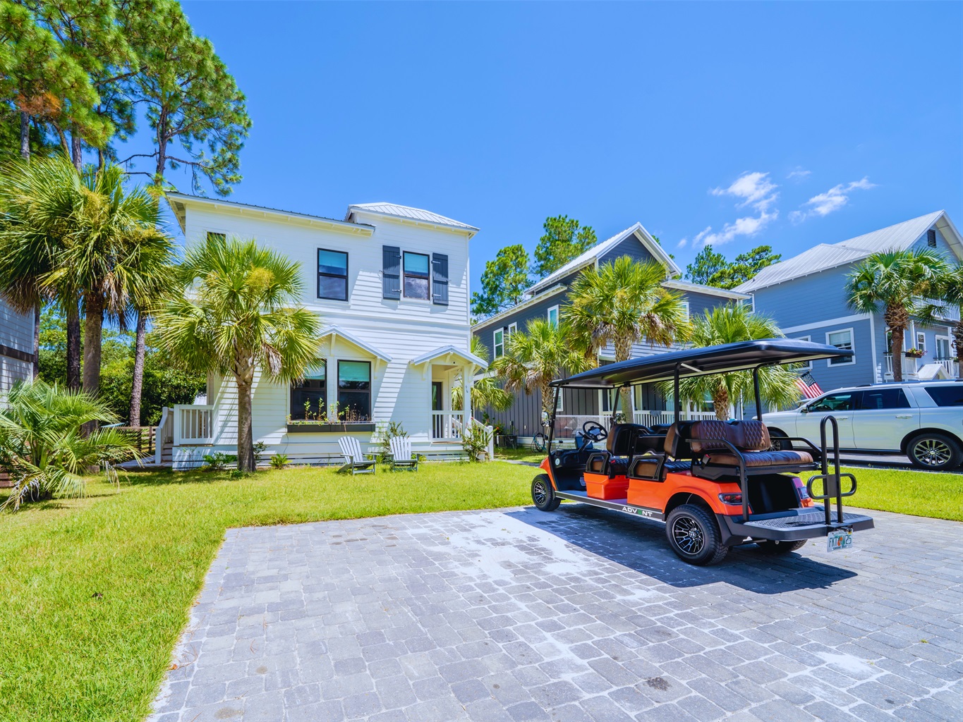 Brand new 6-seater street-legal golf cart free to use during your stay for easy, fun exploring!