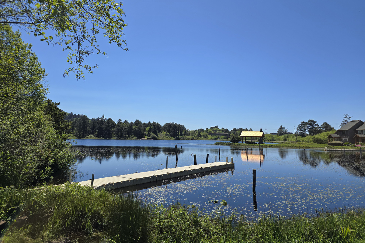 Dock