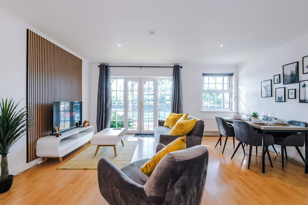 Spacious ground floor apartment