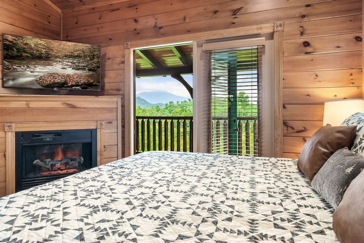 The cabin has 5 king bedrooms, each room with its own bathroom, & gorgeous views (King bedroom 1 of 5). Cabin also offers a twin bunk (sleeps 2) and sleeper sofas.