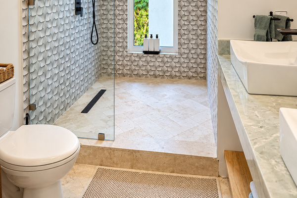 Upstairs Master Bathroom