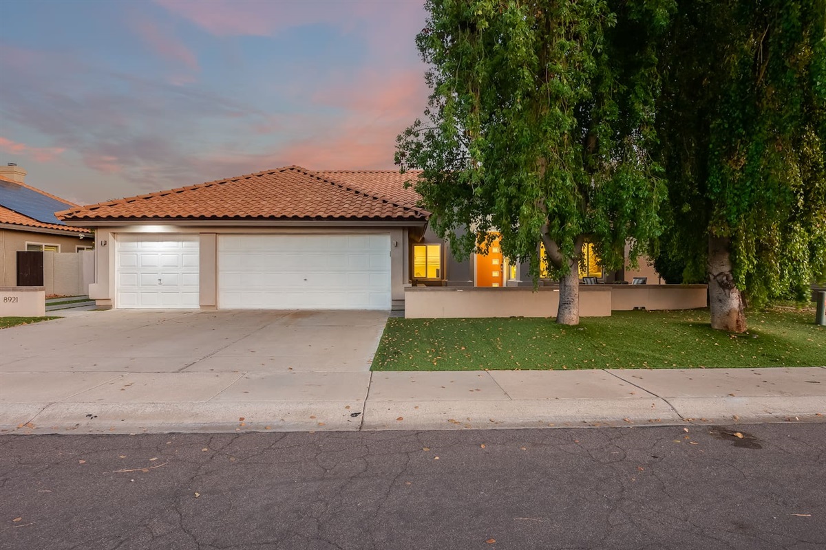 Meadow Hill · Dynamic Modern Home in N S — Meadow Hills in North Scottsdale / Heated Pool, Scottsdale, Arizona — photo 12