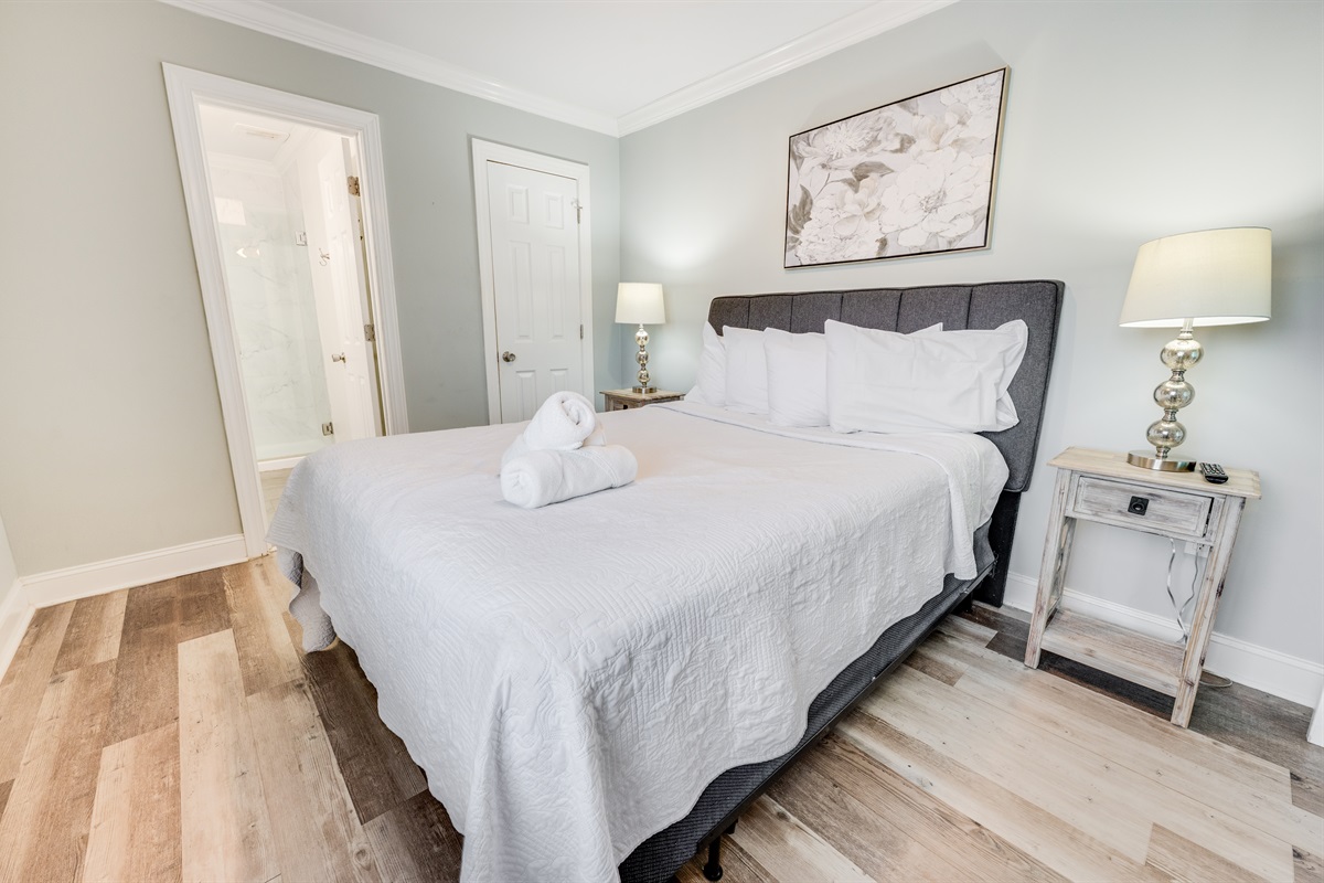 Stunning Bedroom ✨ Beautifully Decorated 🛏️💫