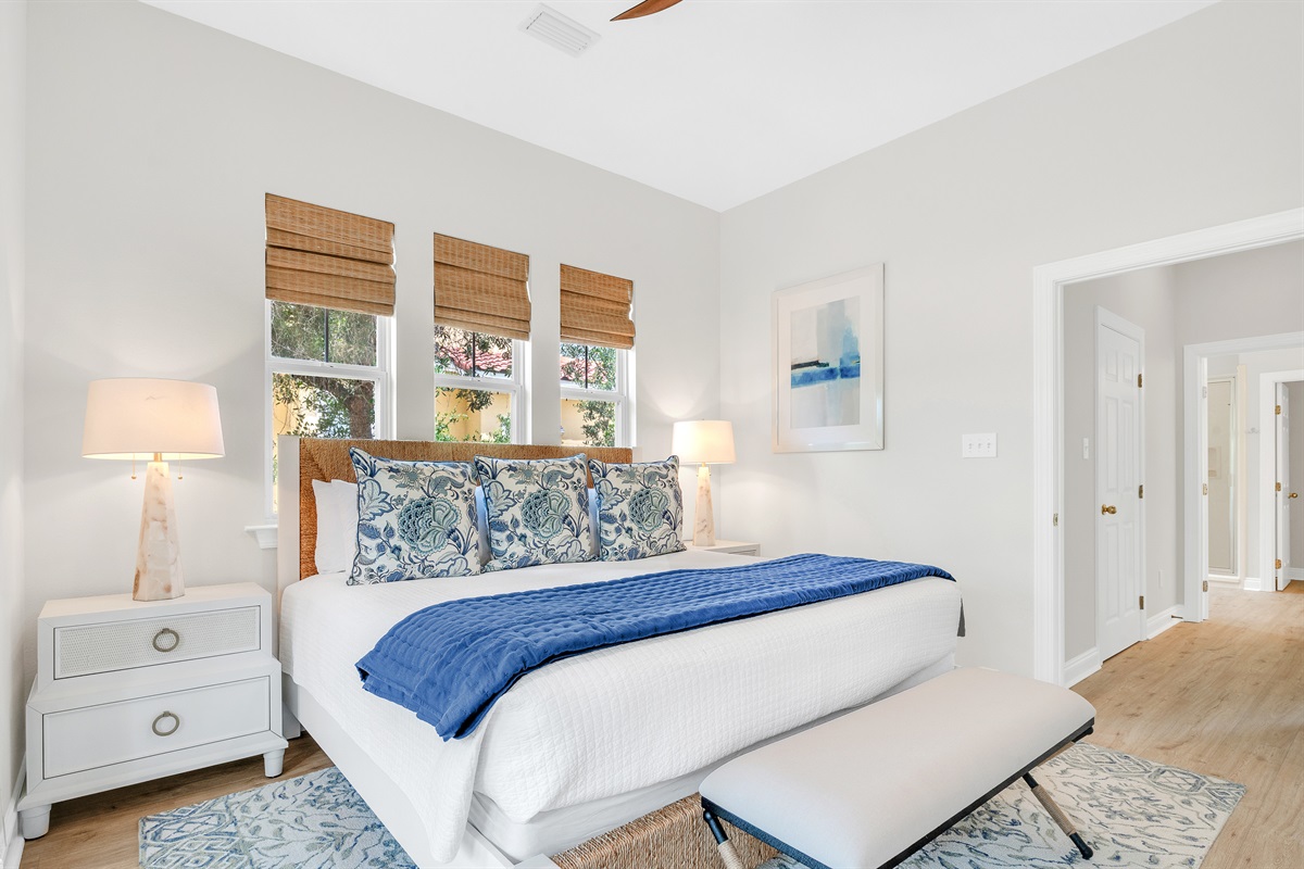 Master Bedroom (King)