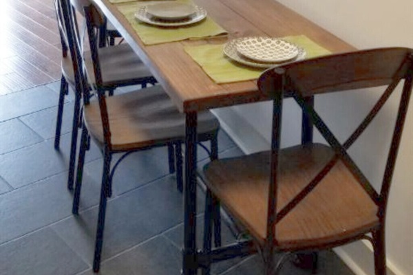 Dining table seats 4.