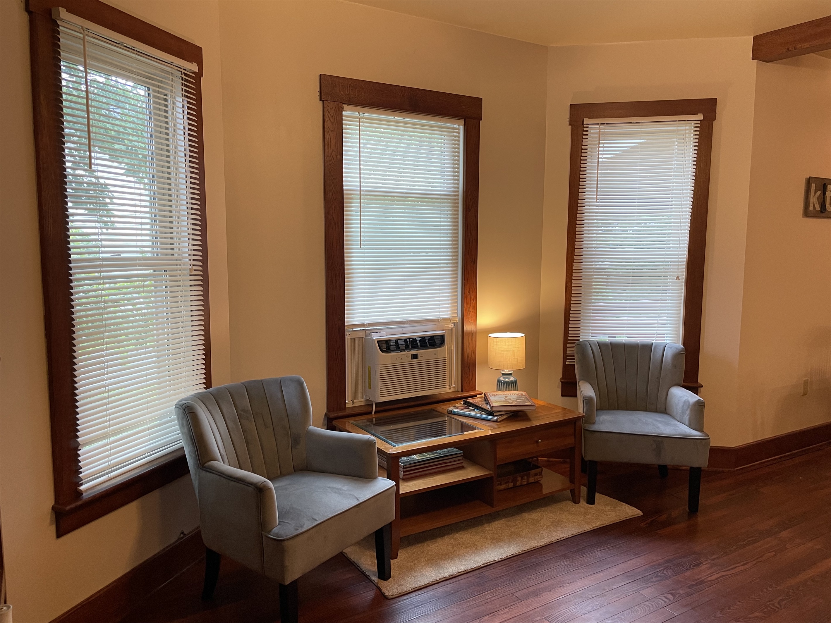 Sitting area in dining room