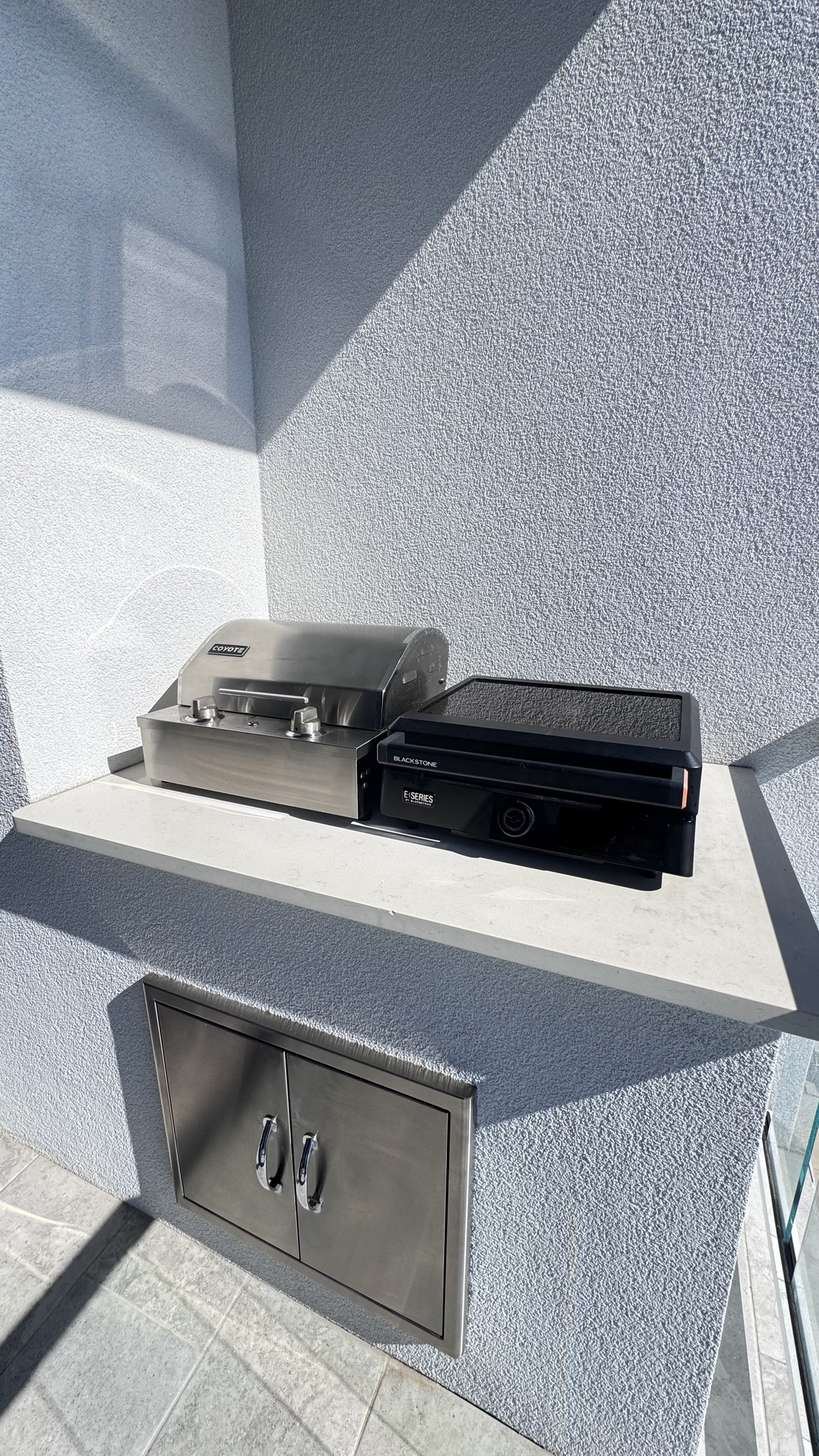 There is an electric grill and a travel-size Blackstone griddle on the balcony, so you do not have to go down to the common area to use the propane grills.