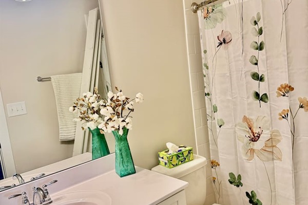 All six king bedrooms have their own full bath and all bathrooms are so tastefully color coordinated with the bedrooms. 