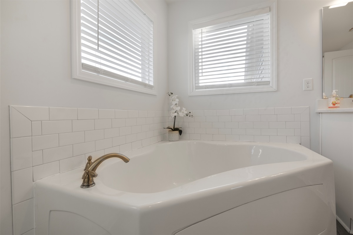 Enjoy spa-like comfort in the soaker tub