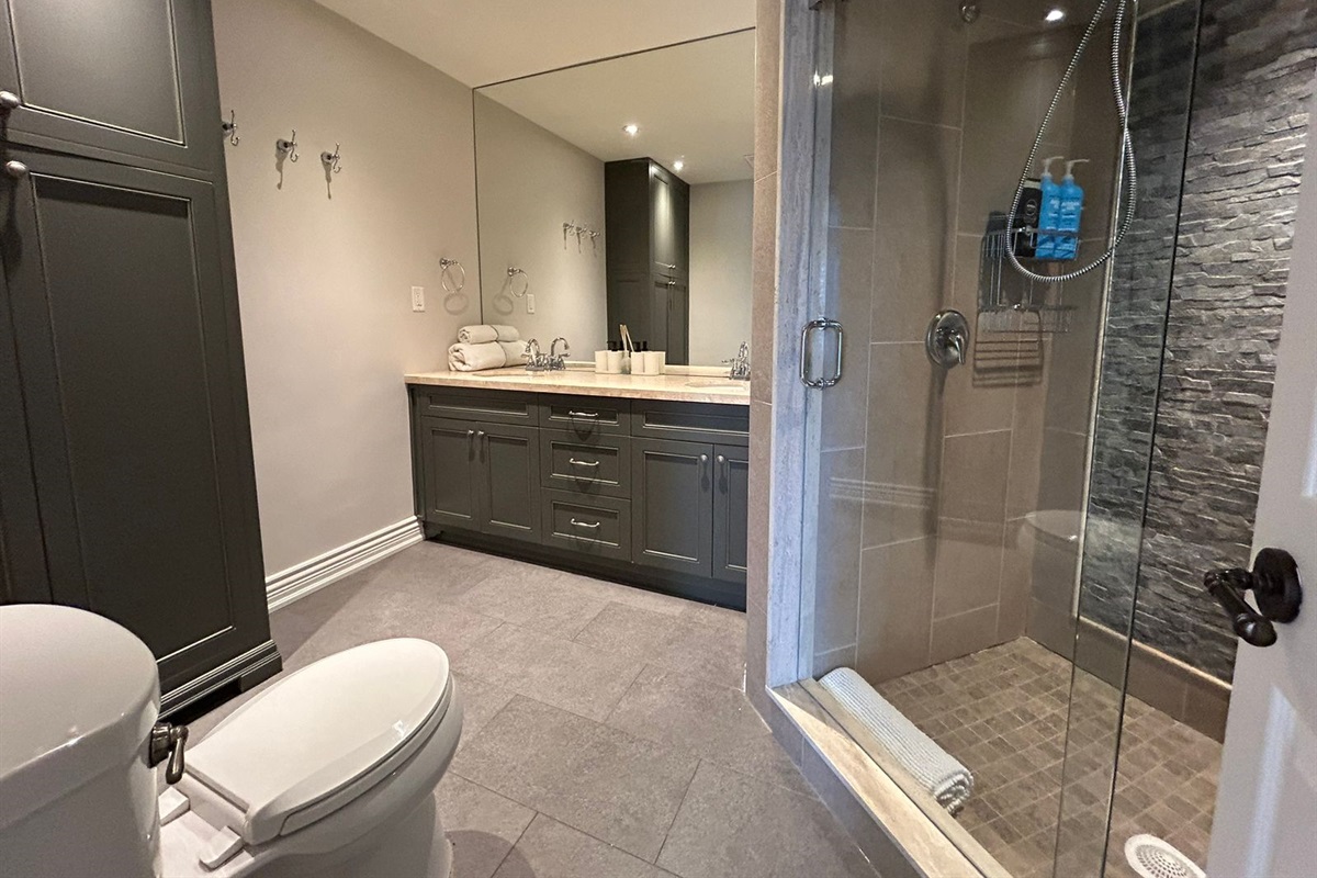 2nd floor shared washroom