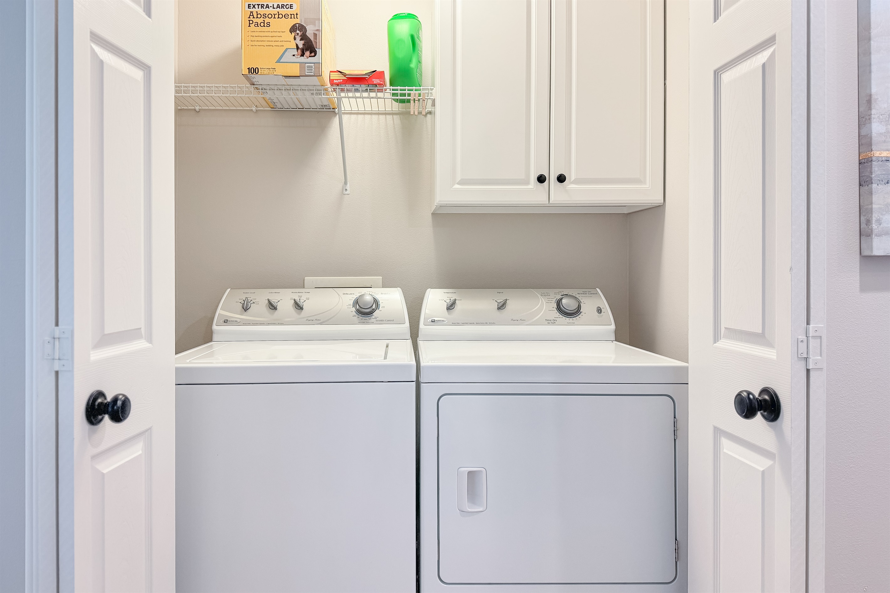 Enjoy the convenience of an in-unit washer and dryer.  Pack light and refresh your wardrobe with ease.