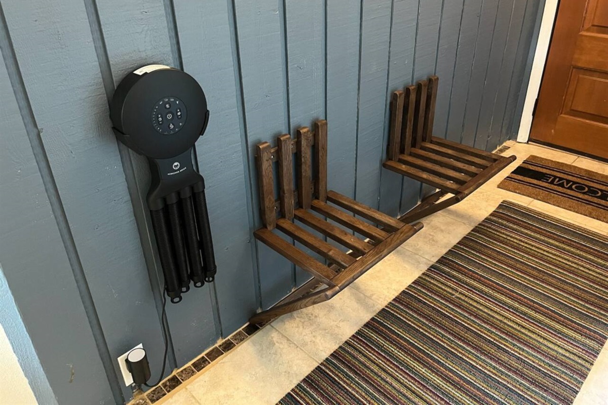 Entryway with Boot Dryer & Fold Out Chairs