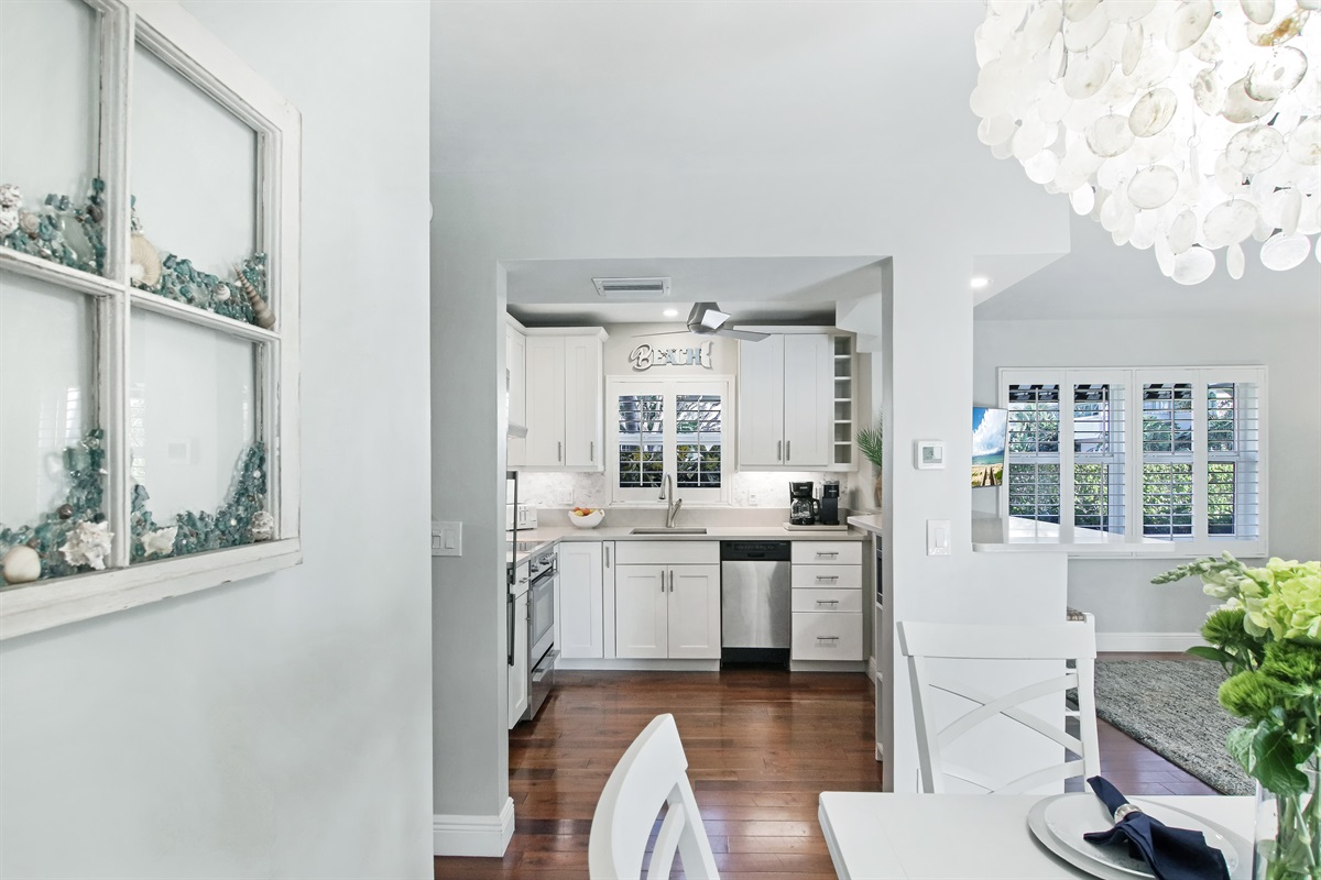 Delray Breezes welcomes you! A true paradise in East Delray Beach!