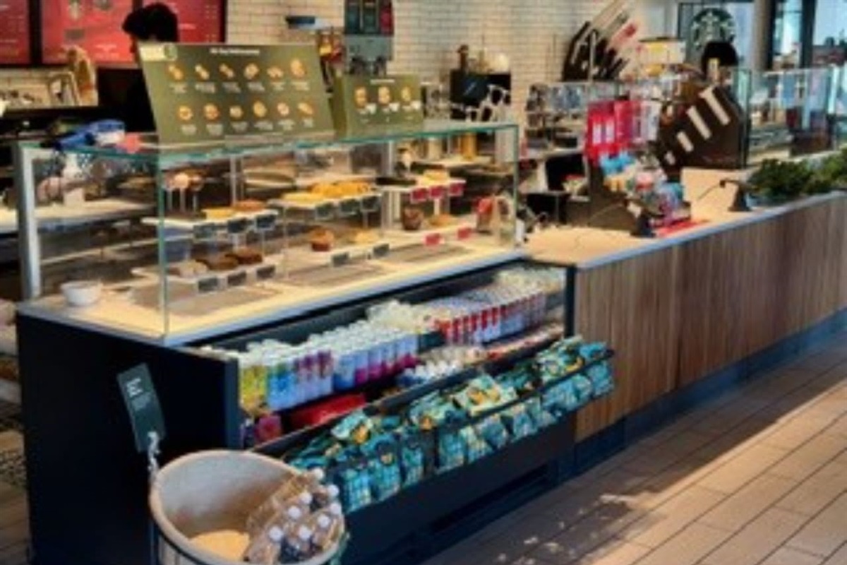 Resort Starbucks Walking Distance