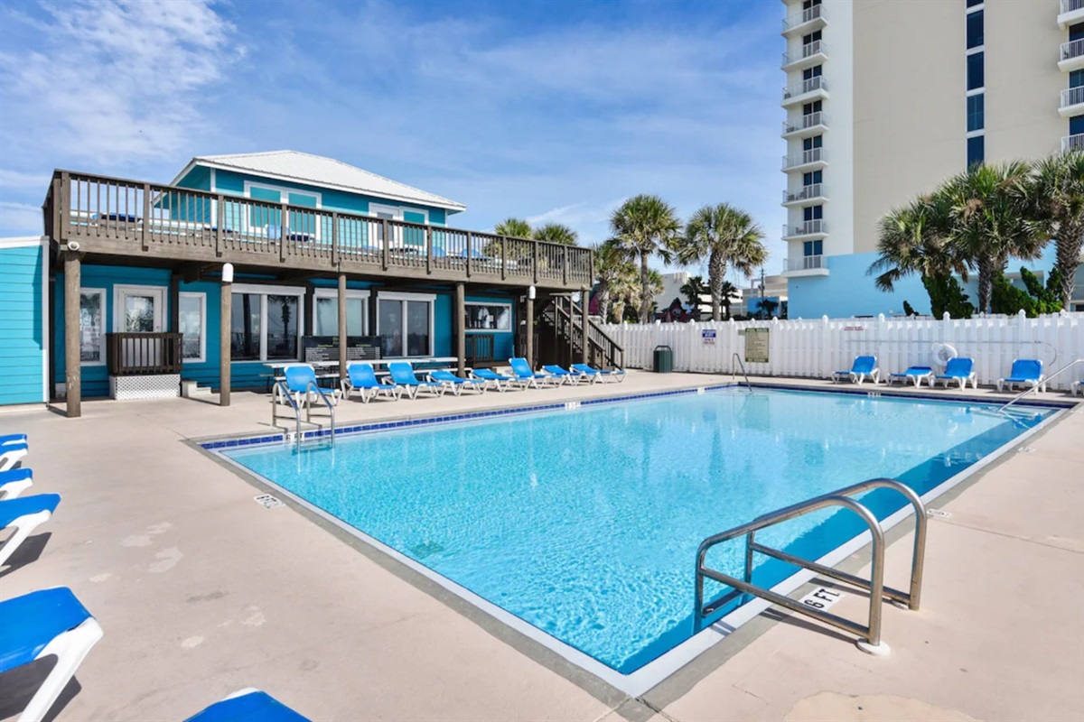 Beach House Gulf Front pool