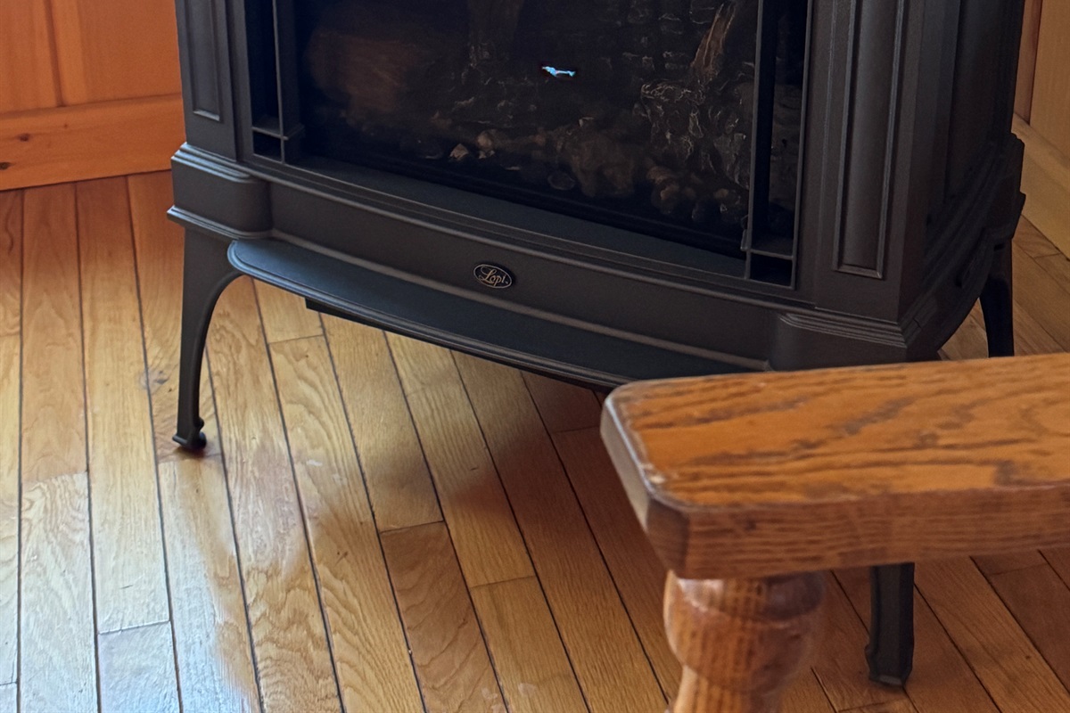 We’ve kept things easy so you can focus on relaxing, simply flip the manual on/off switch located on the back right corner of the stove to start the warmth.