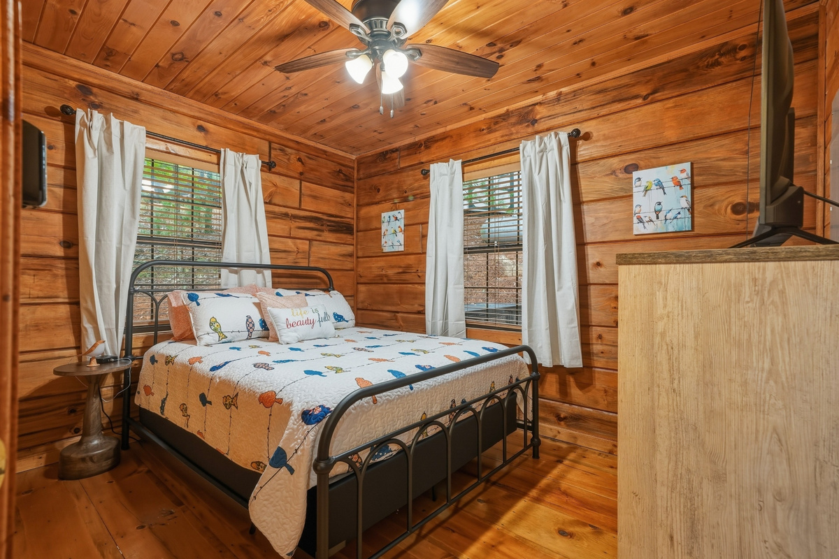 Second bedroom