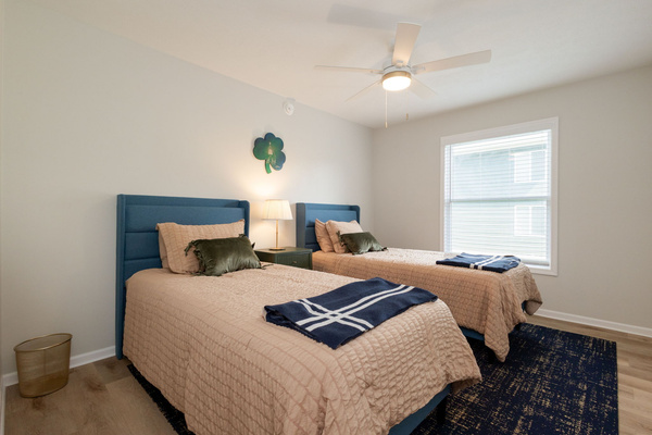 The Irish Retreat | 2BR/2BA Near Notre Dame | Private Balcony, photo 4