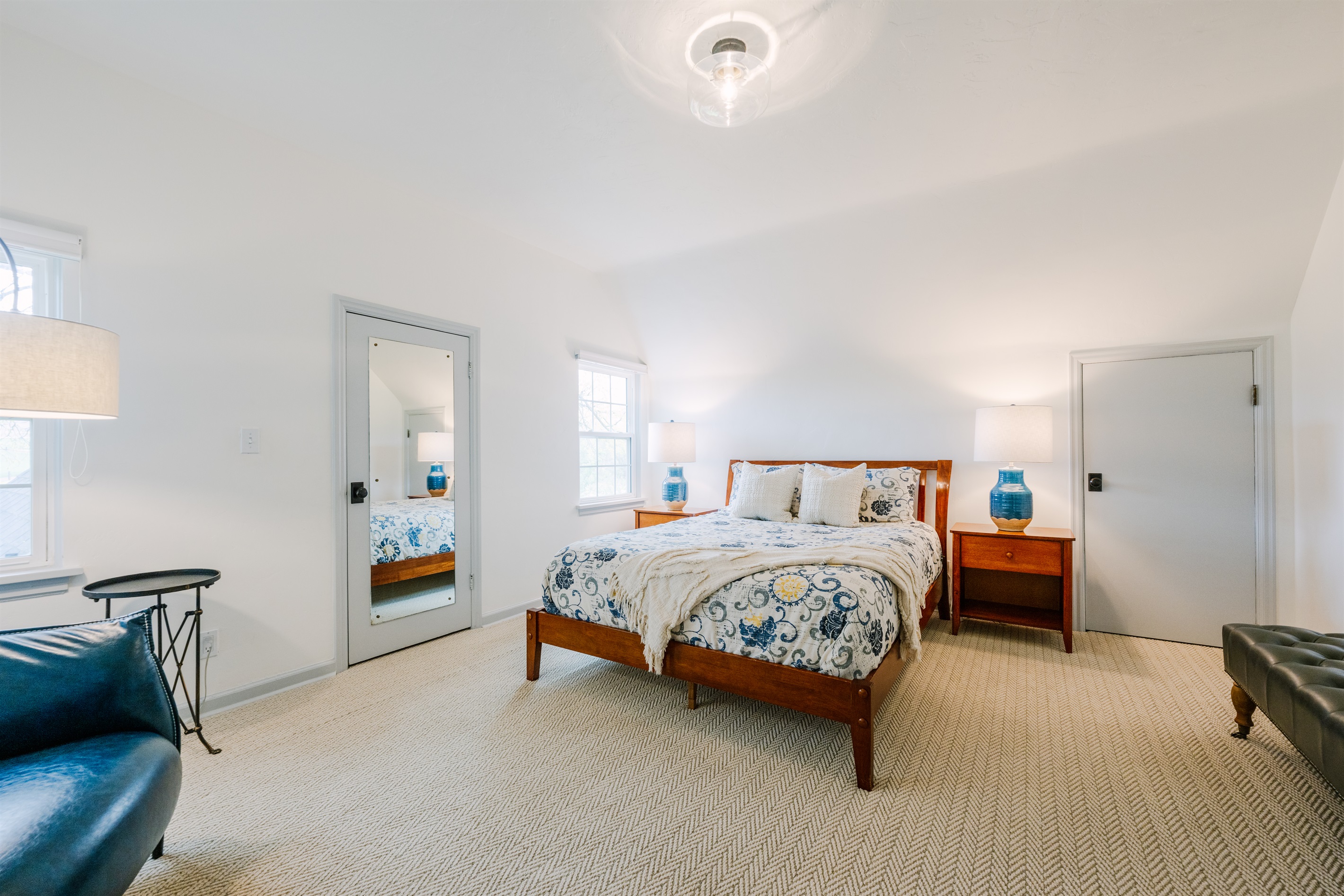 Farmhouse Bedroom 5: Queen bedroom, 2nd Floor. 