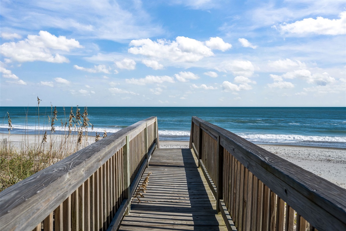 The entrance to the perfect spot on the beach is here.