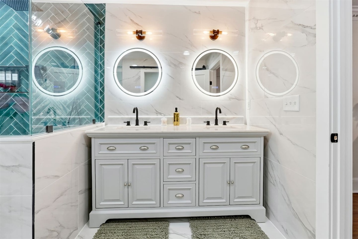Private ensuite master bathroom for Bedroom #1.