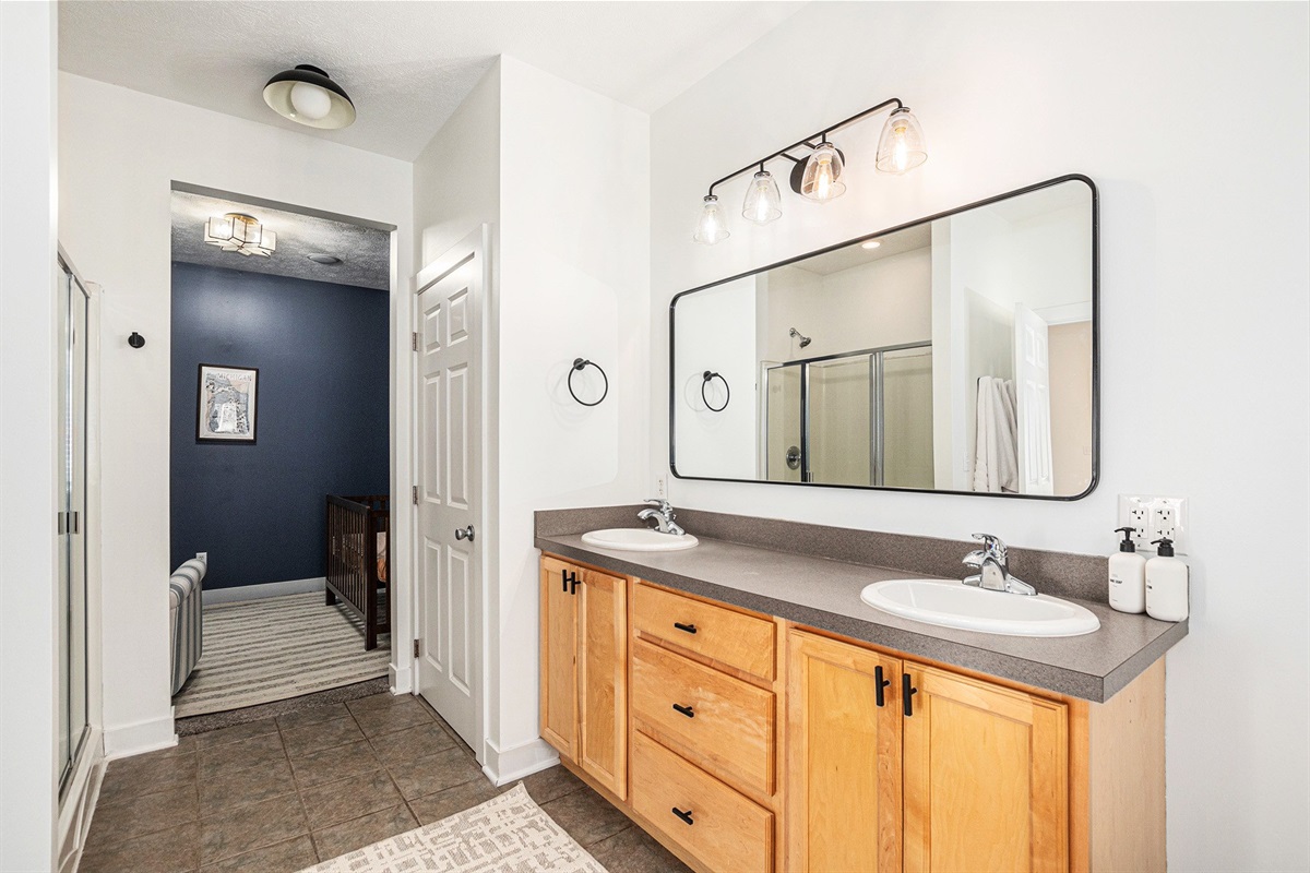 Bright, clean, and thoughtfully stocked—everything you need to refresh and recharge.