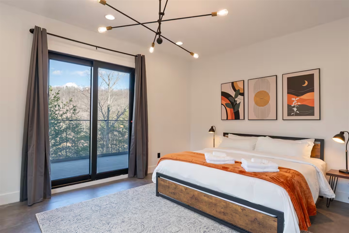 Bedroom 5 - 2nd Floor - King Bed - Sliding Door to Balcony.