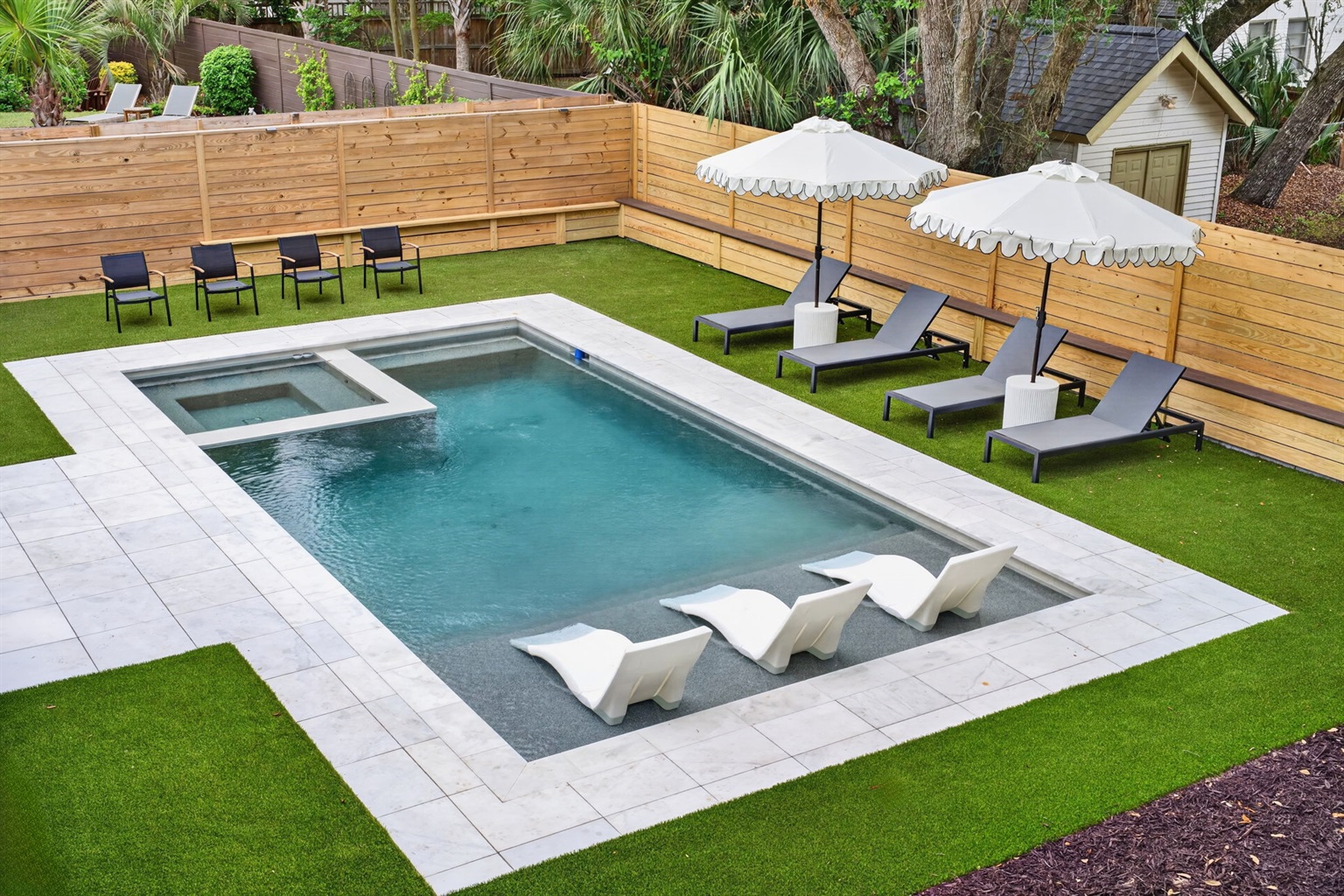 Pool & Hot Tub | Sun Kissed by the Sea | 3007 Cameron Blvd | Isle of Palms, SC | IOP Escapes