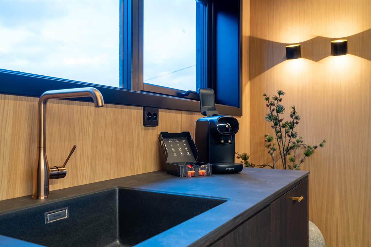 Kitchen, coffee maker
