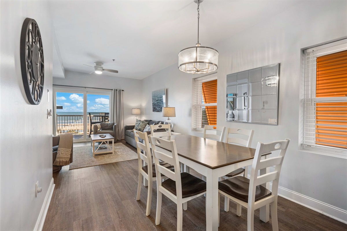 Dining room | Beach Breeze | Oceanview 202 | 1116 Ocean Blvd, Isle of Palms, SC | IOP Escapes